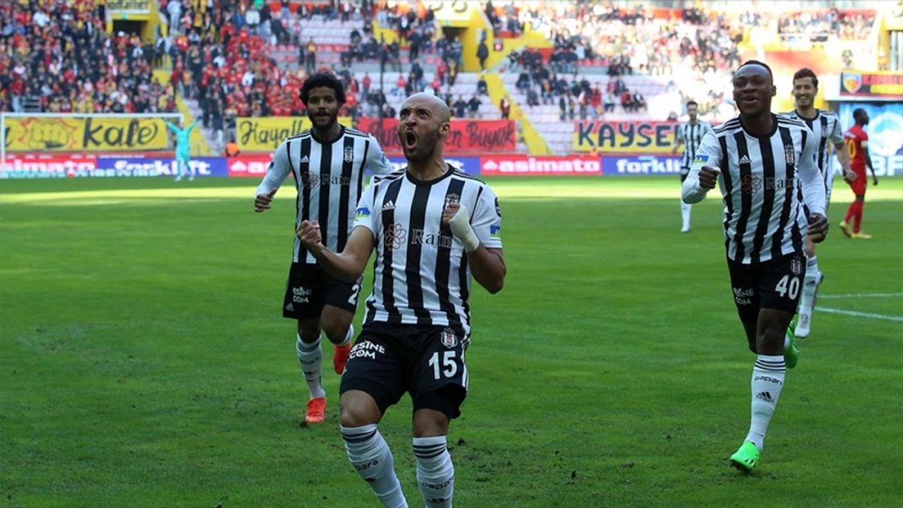 Beşiktaş deplasmandan galip ayrıldı