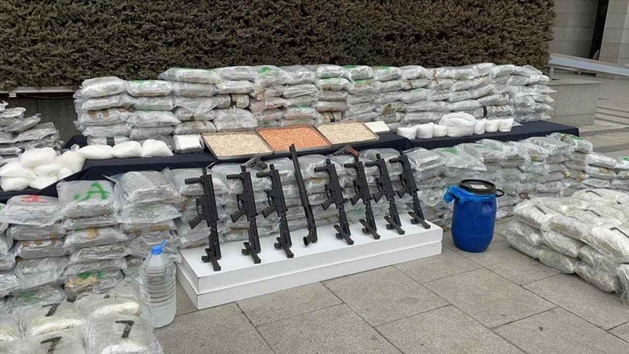 İstanbul'daki narkotik operasyonlarında 613 kilogram uyuşturucu ele geçirildi