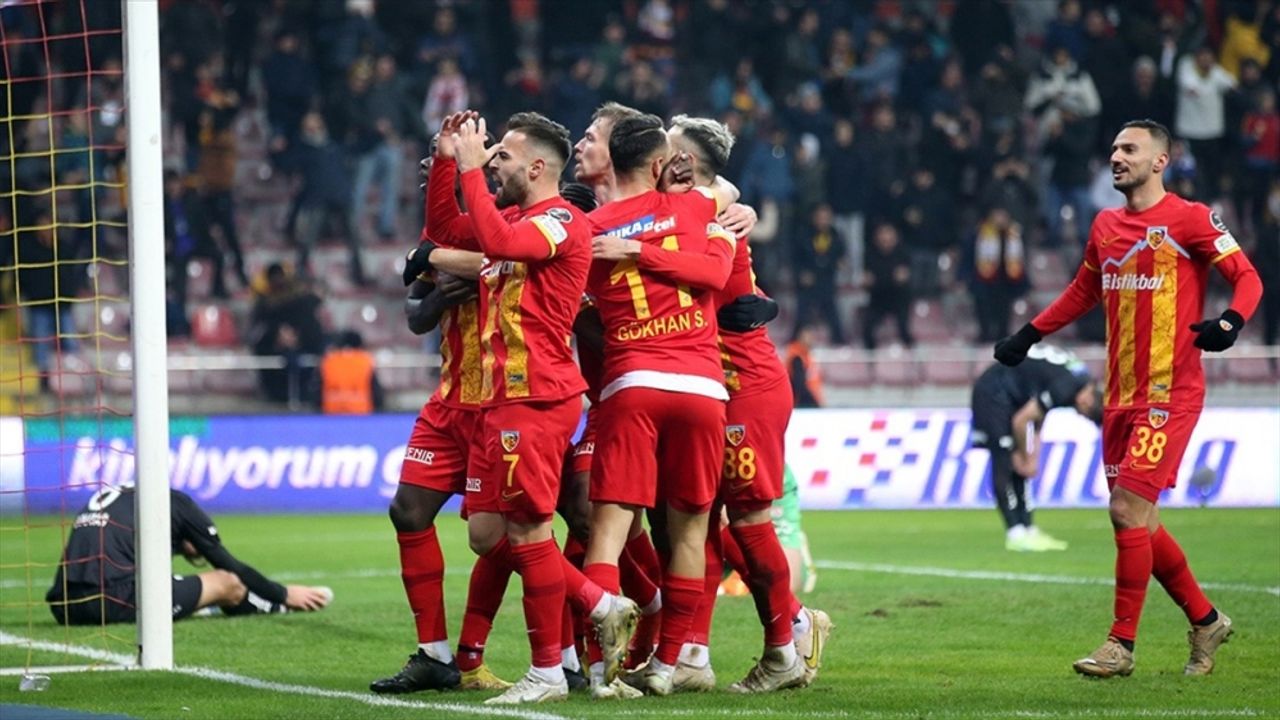 Kayserispor son 5 sezonun en iyi ilk yarı performansını sergiledi
