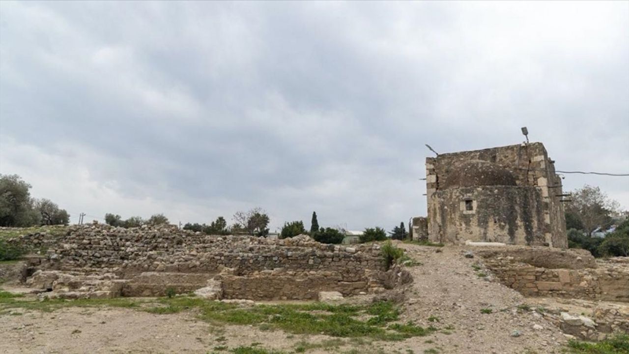Mersin'deki Kelenderis Antik Kenti'nde kazı çalışmaları sürüyor