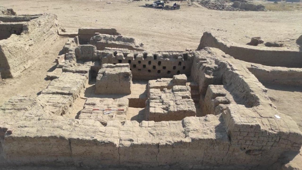 Mısır, Luksor'daki "en eski ve önemli" yerleşim alanının ortaya çıkarıldığını açıkladı