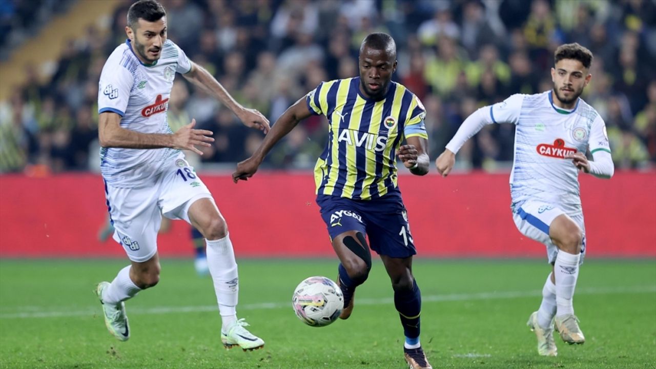 Ziraat Türkiye Kupası'nda Fenerbahçe çeyrek finale yükseldi