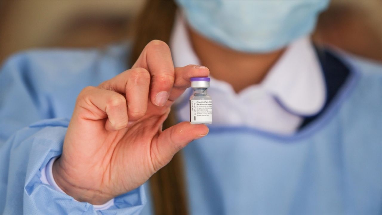 AB ile BioNTech-Pfizer Kovid-19 aşı sözleşmesini revize etti