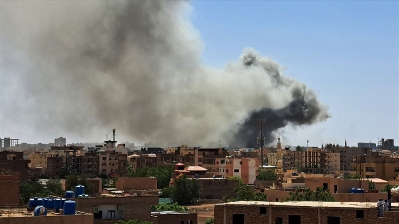 Sudan’da 2. ayına giren çatışmalarda 822 sivil öldü