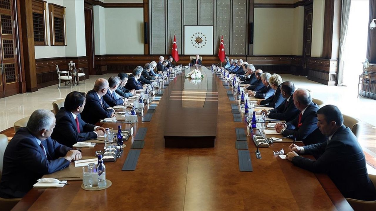 Cumhurbaşkanı Erdoğan: Ekonomiyi yatırım, istihdam, üretim, ihracat ve cari fazla yoluyla büyütmekte kararlıyız