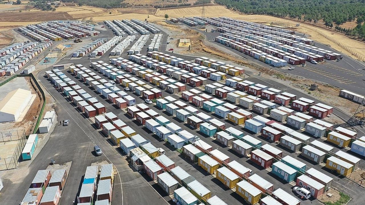 Kahramanmaraş'taki 51 konteyner kentte  62 bin 409  depremzede misafir ediliyor