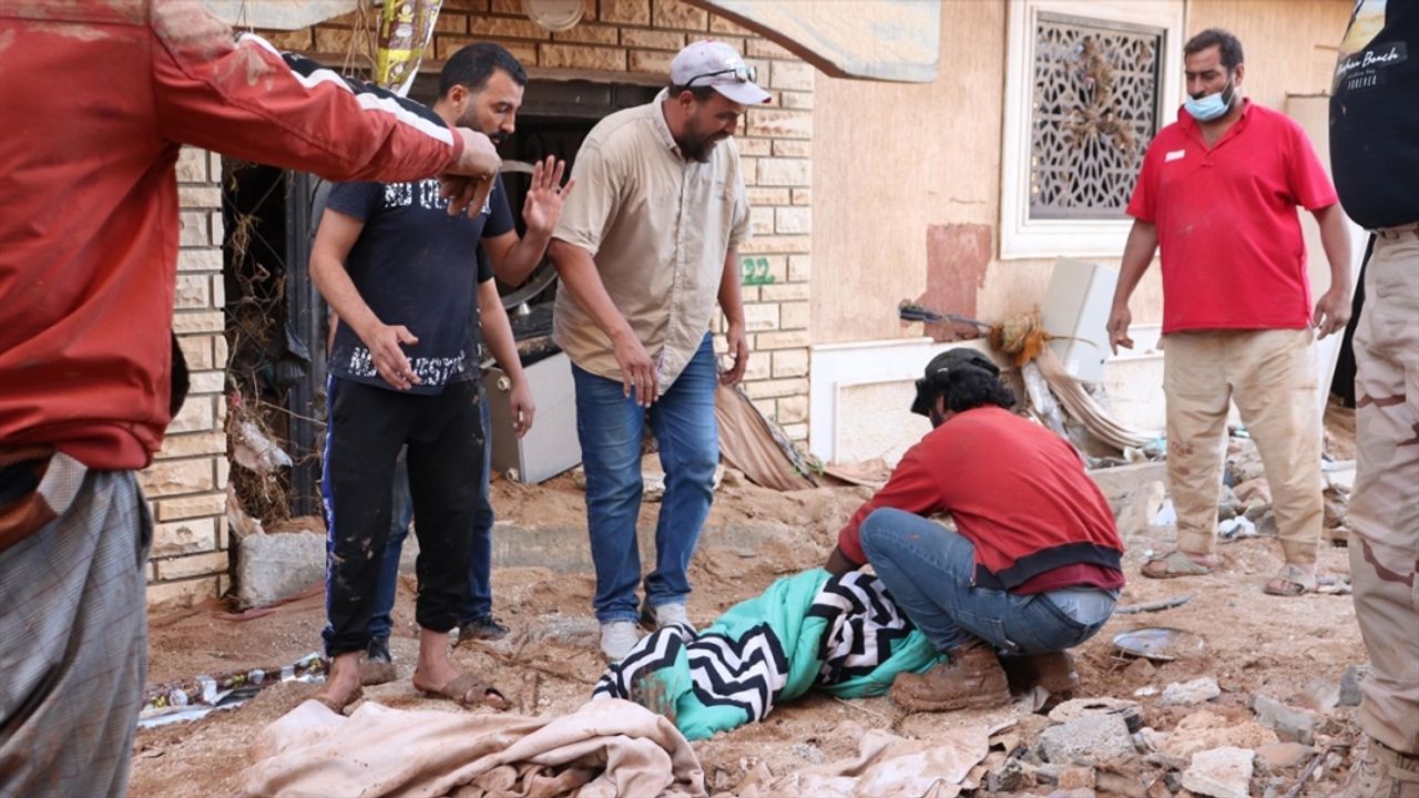 Katar, Libya'da sahra hastanesi kuracak