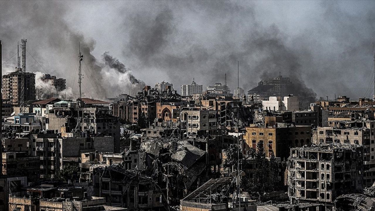Gazze'deki hükümetten "çok geç olmadan bölgeyi kurtarın" çağrısı