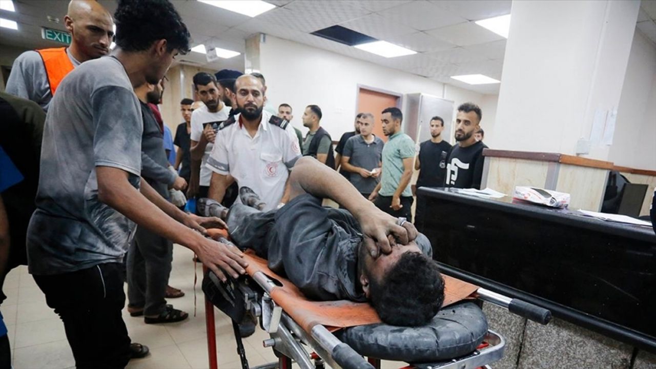 İsrail'in Gazze'de mülteci kampını hedef alan saldırısında en az 21 kişi öldü