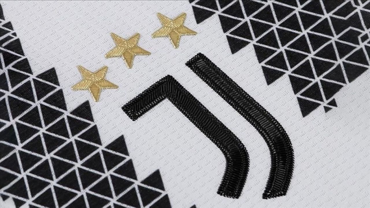 Juventus 126. yaşını kutluyor