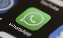 İngiltere'de Kovid-19 dönemi Sağlık Bakanının WhatsApp mesajları sızdırıldı
