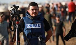 İtalyan televizyonu Gazze'de öldürülen gazetecileri AA kameramanı Muntasır es-Savvaf üzerinden ele aldı